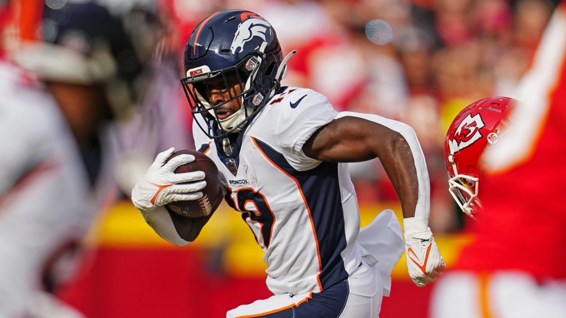 Buccaneers Sign Running Back Chase Edmonds