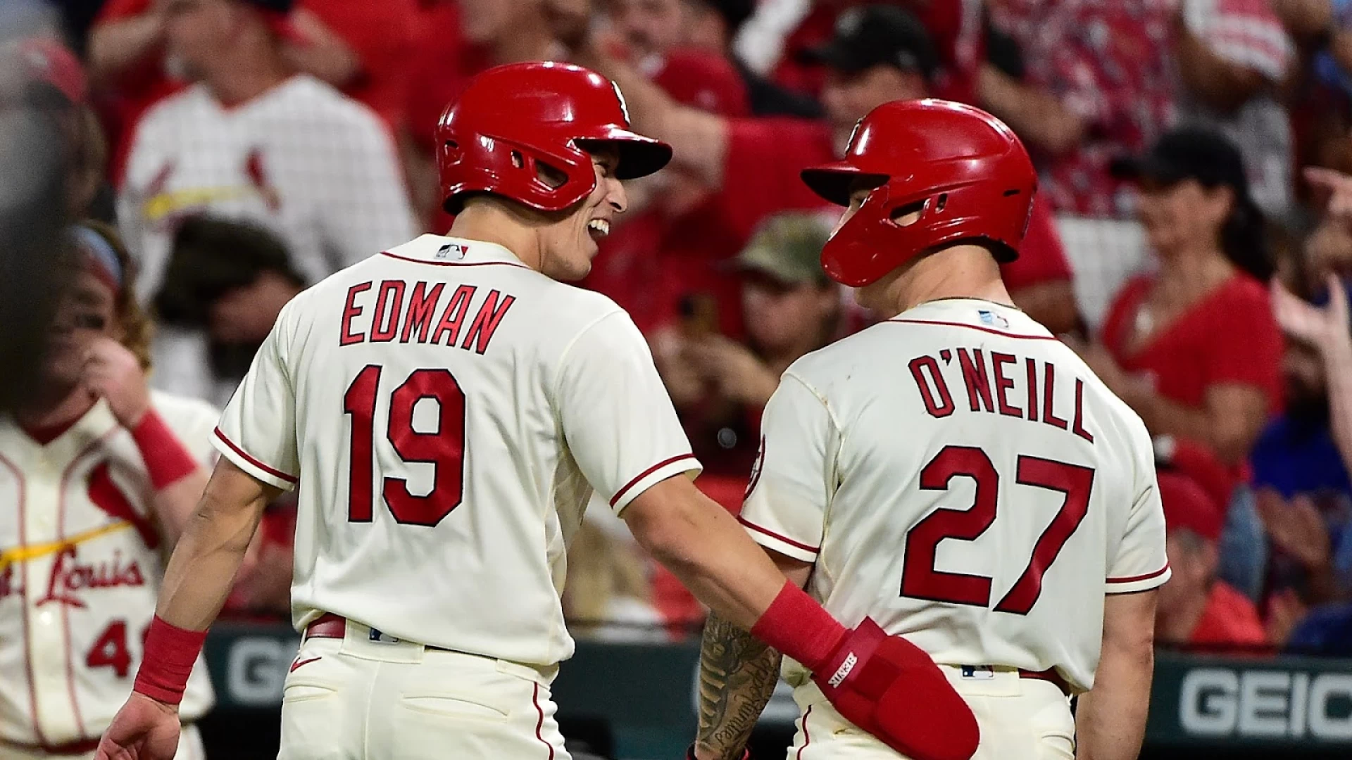 Cardinals Pound Brewers In 18-1 Blowout