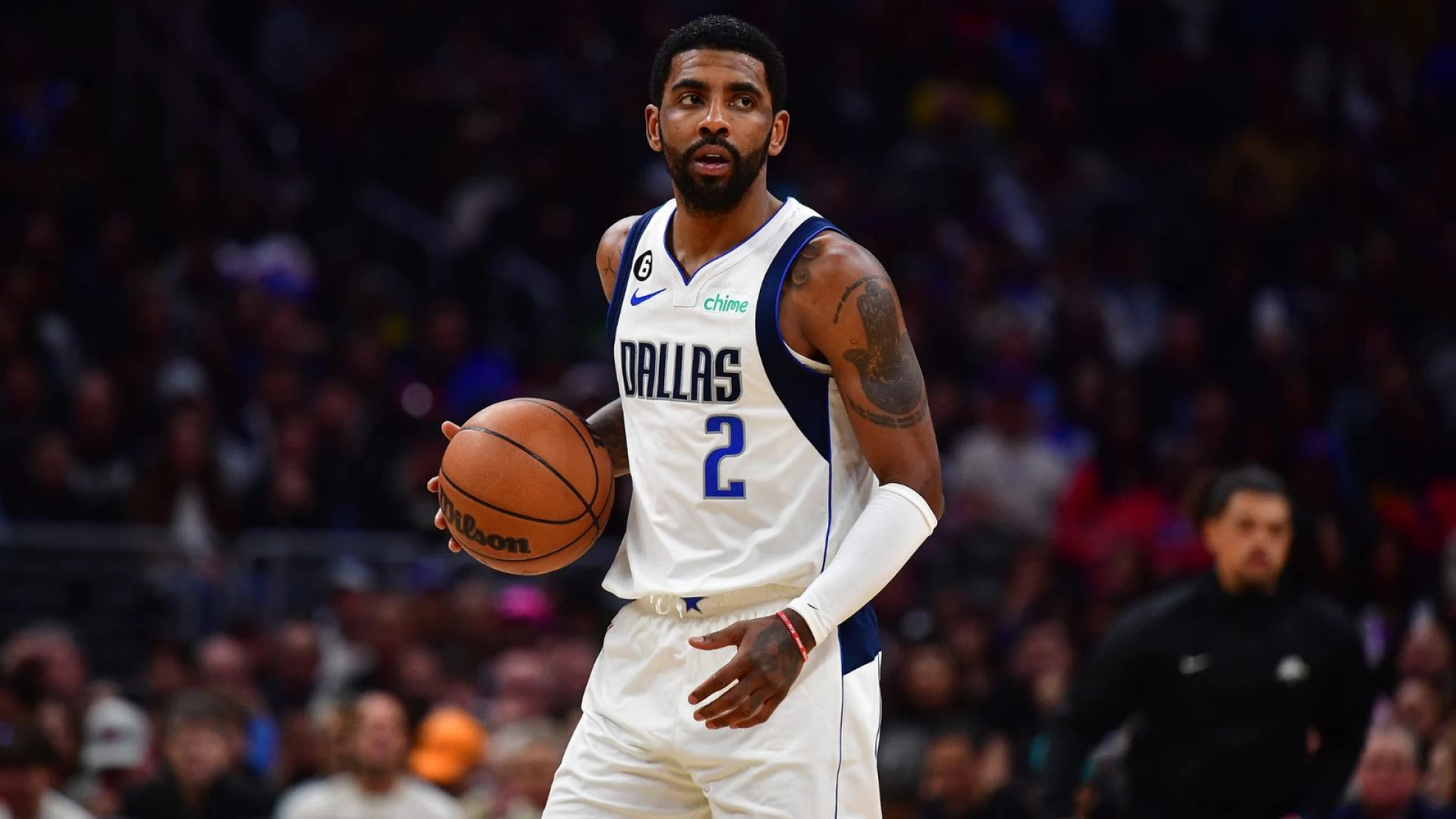 Could The Lakers Pursue Kyrie Irving In The Offseason?