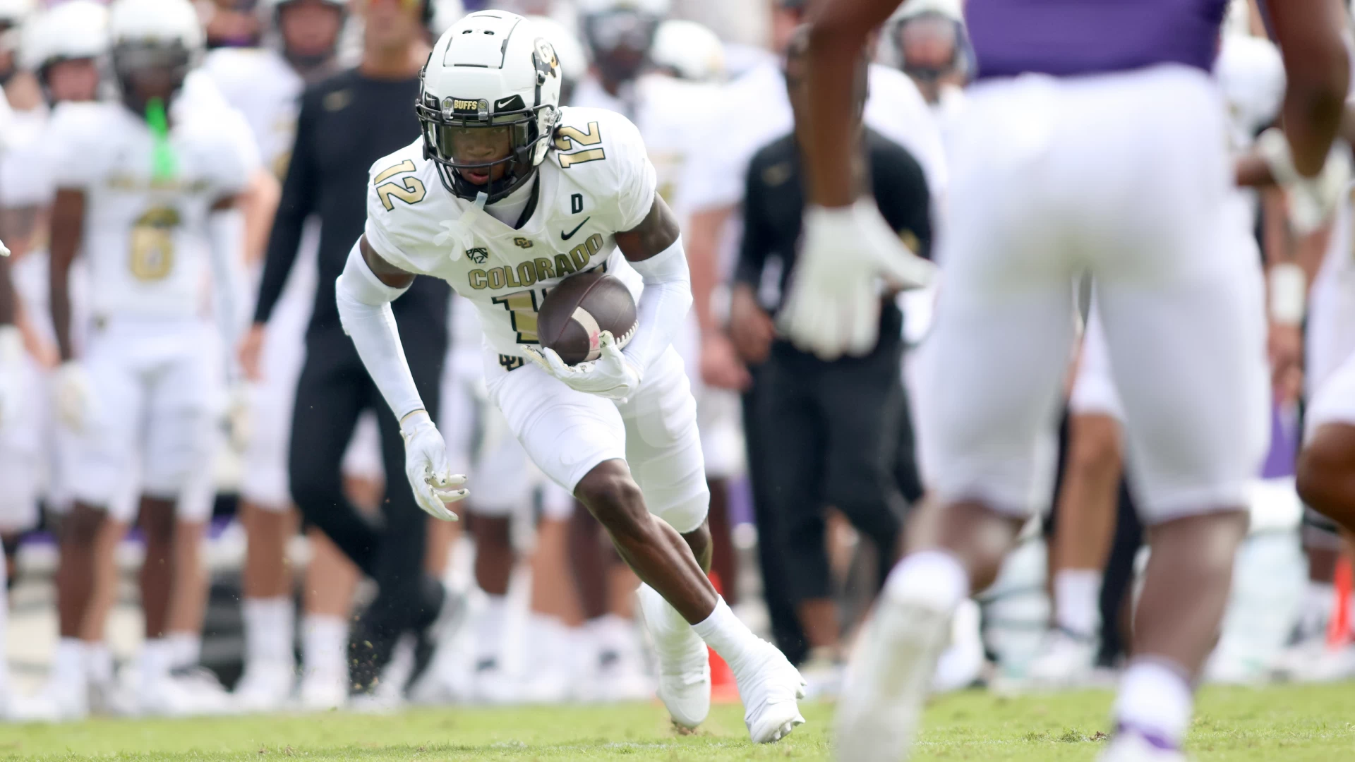 Travis Hunter's Heisman Trophy Odds Shorten After Saturday