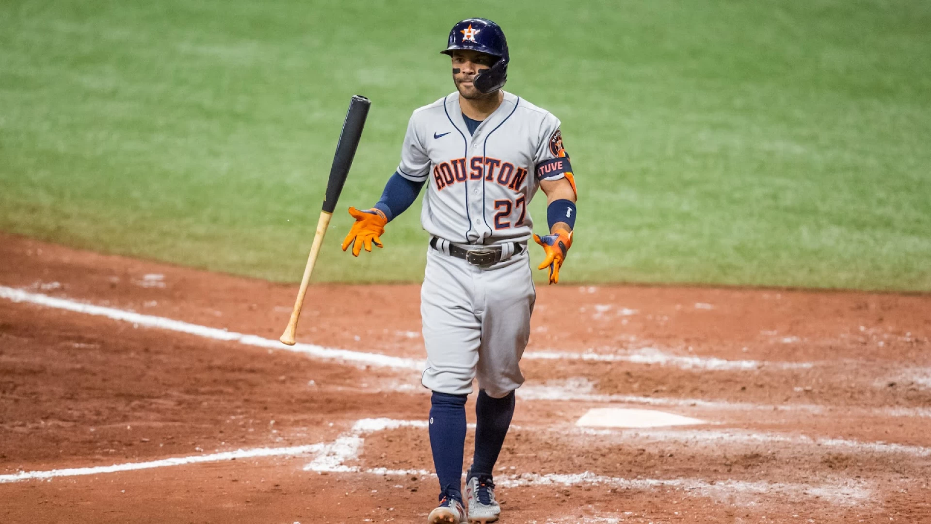 George Kurtz's Favorite Player Jose Altuve hits Three Home Runs
