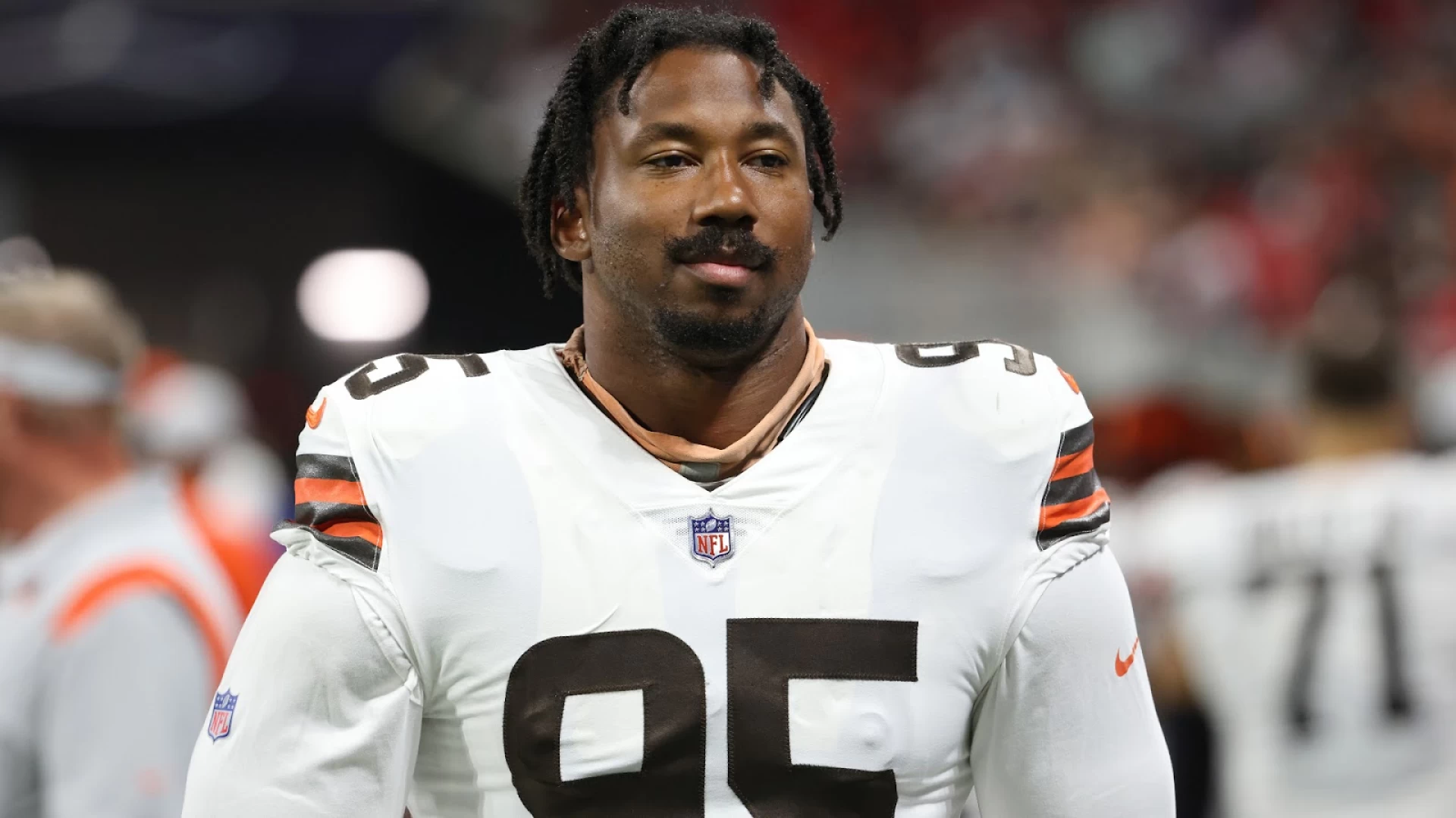 Cleveland Browns Dominate as Joe Burrow Struggles in Poor Weather