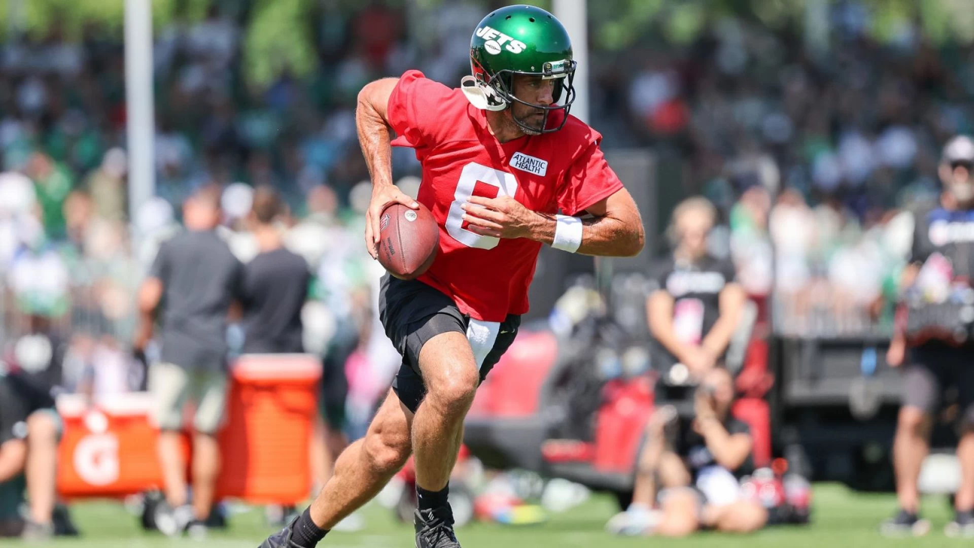 Unprecedented Media Hype: Aaron Rodgers And The New York Jets