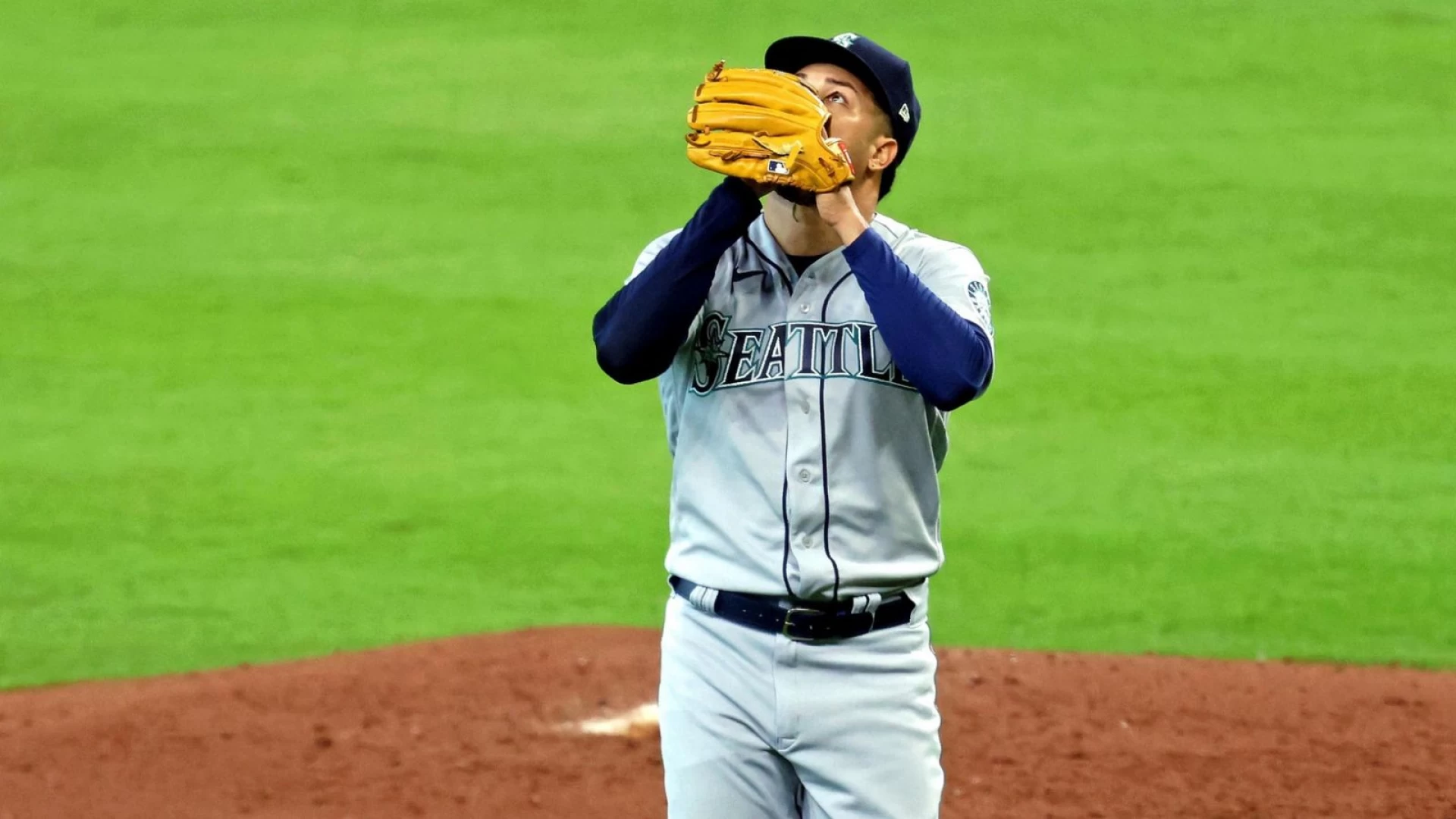 Seattle Mariners vs. LA Angels: Louis Castillo's Dominance