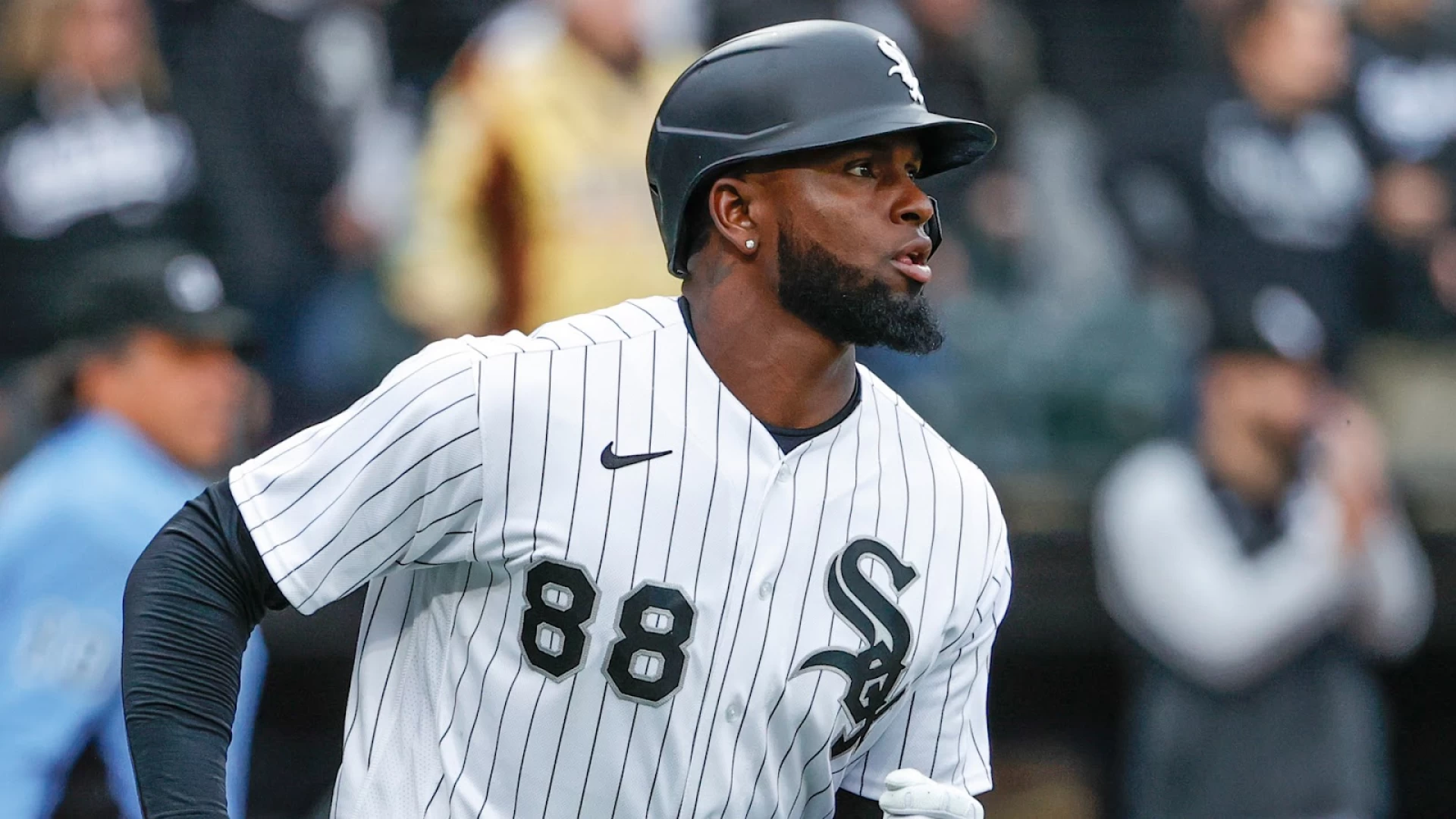 Kansas City vs. Chicago: White Sox Favored for Over