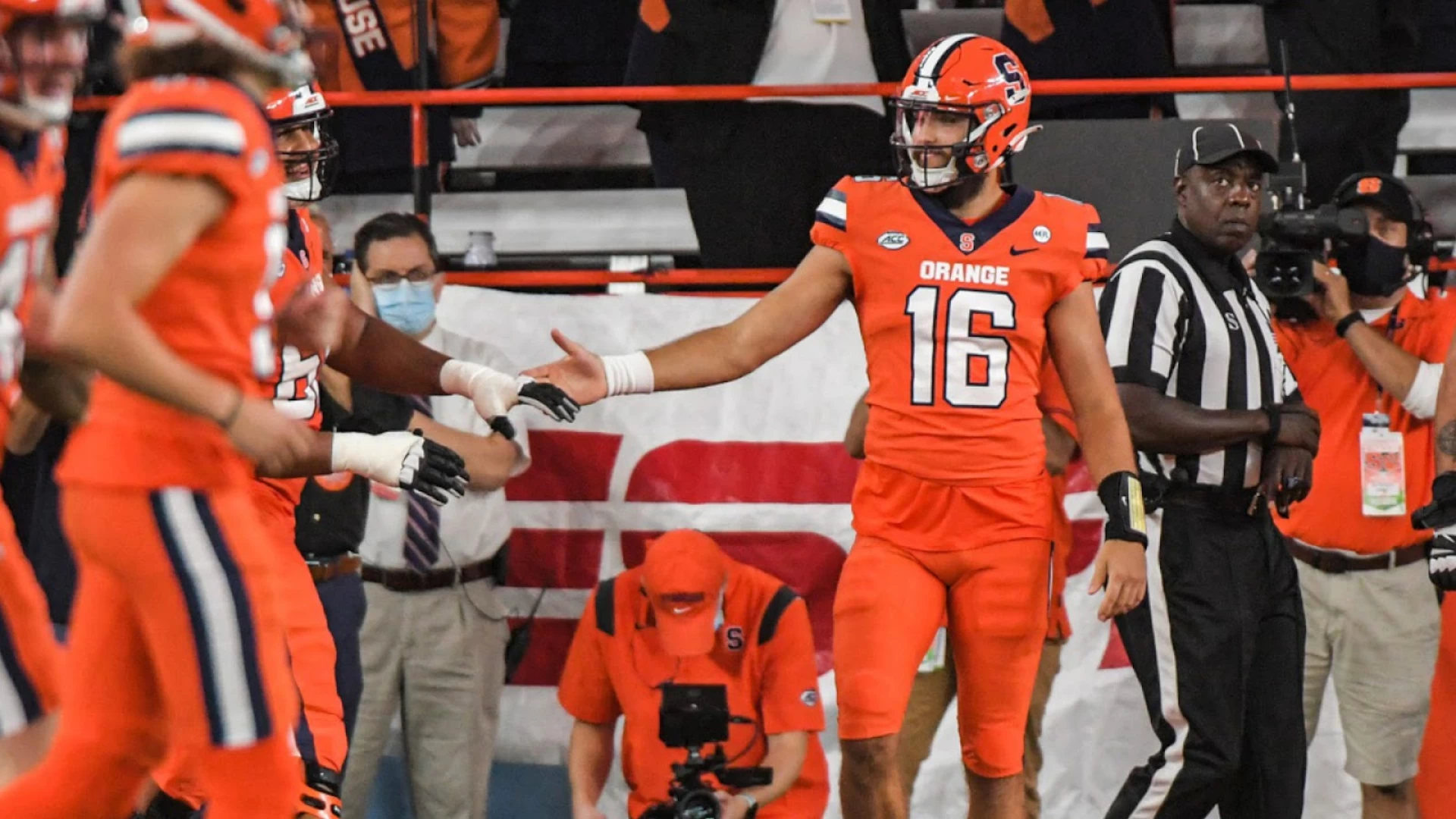 Syracuse D vs. Clemson Offense: Who Reigns Supreme?