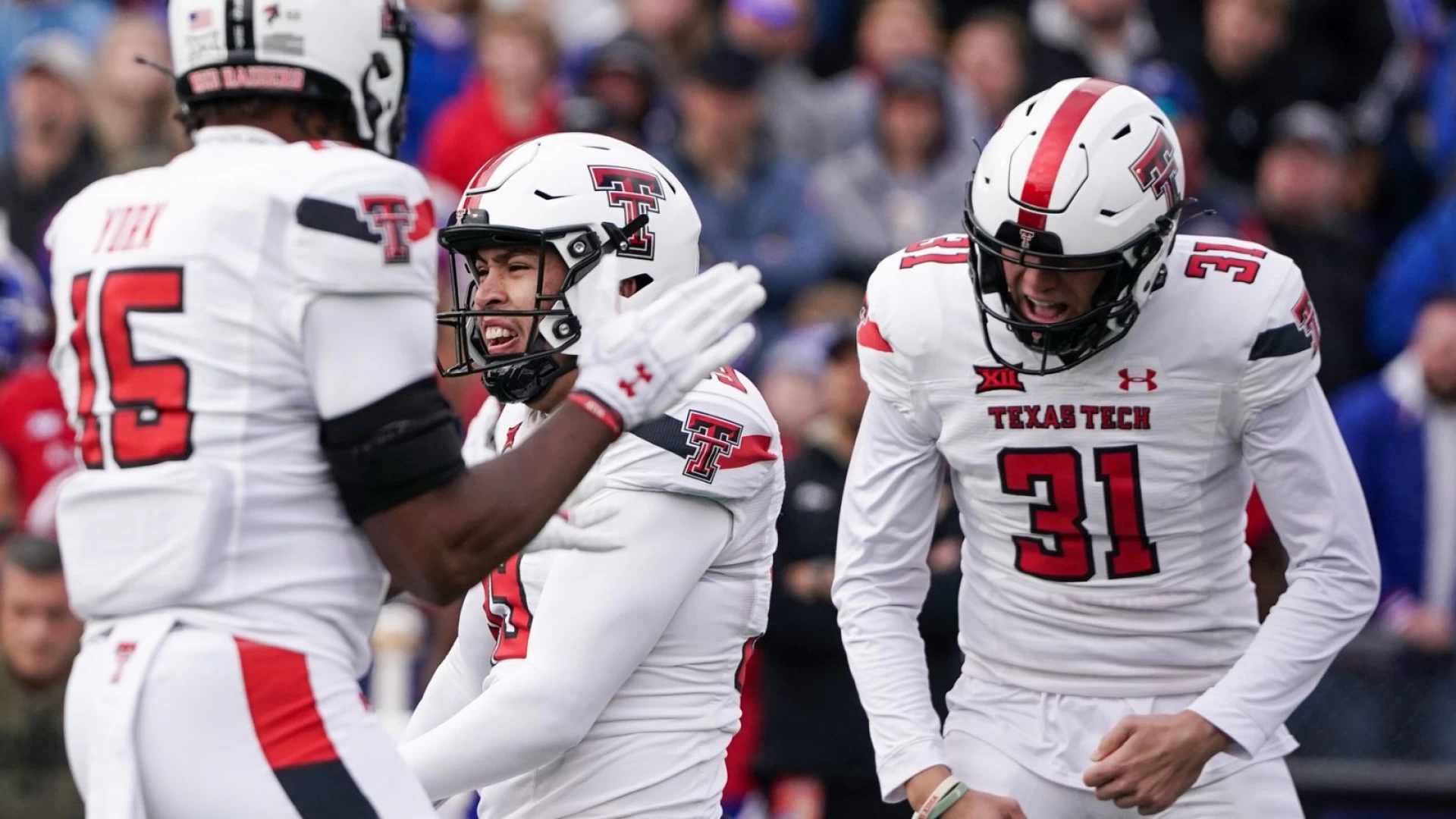 Texas Tech Defeats Kansas 16-13, Underdog Win in Big 12 Game