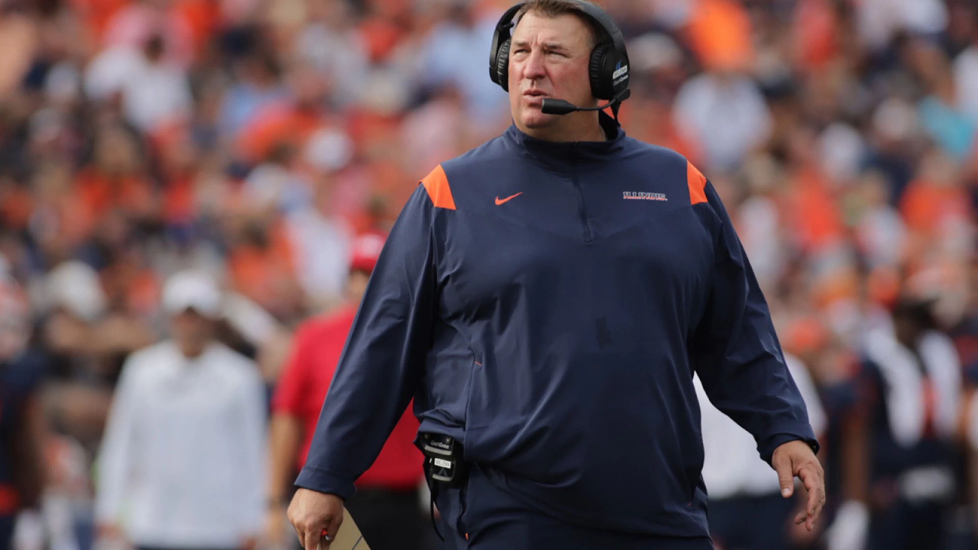 Illinois to Upset Hawkeyes: Weak Conference Defense Exposed