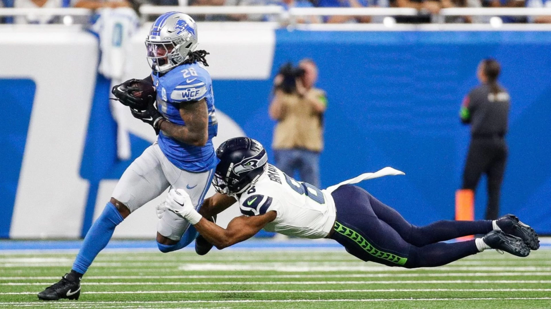 Gibbs 21.5 Receiving Yards: Over/Under? Full Analysis.