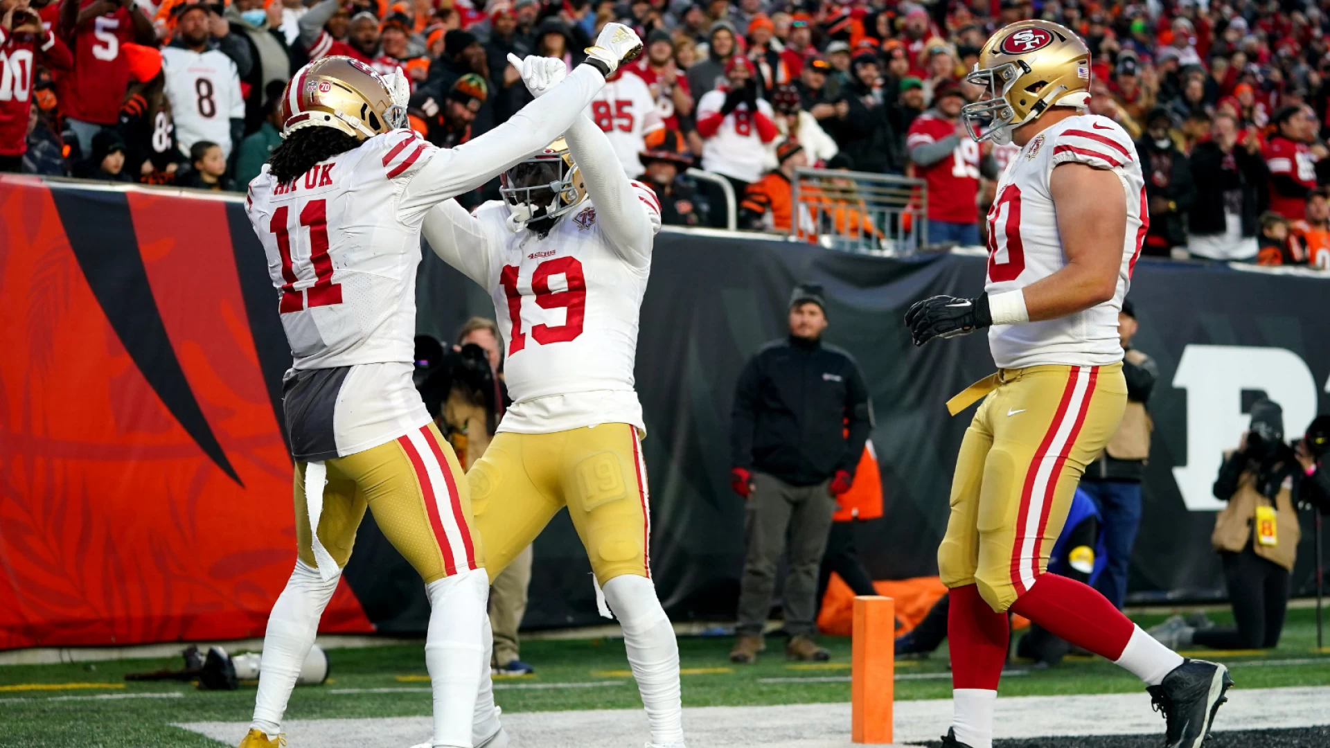 Niners Dominate Bucs' Blitz Strategy: Week 11 Preview