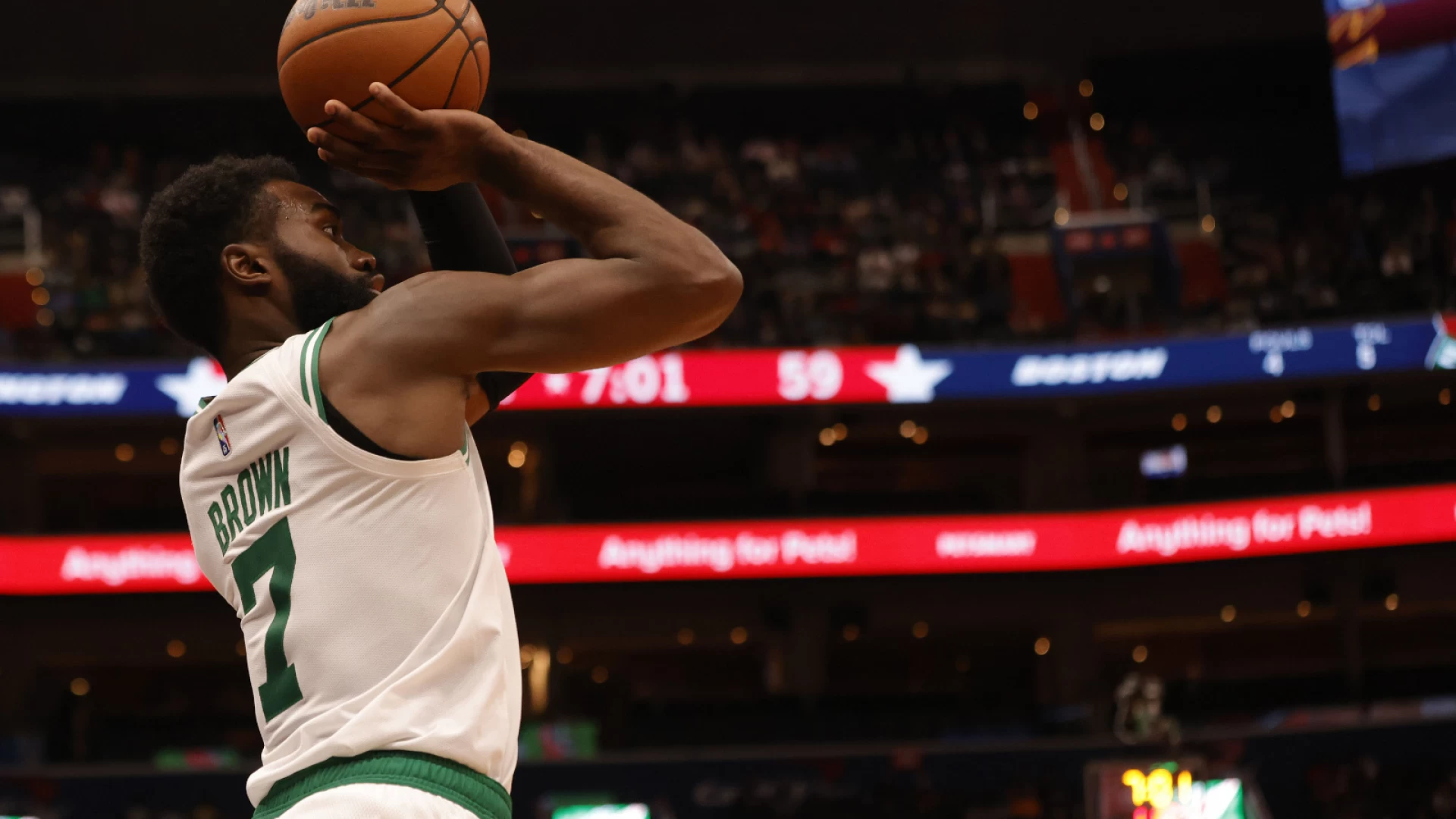 Bucks vs. Celtics: Game Preview, Injuries, and Tactics Analysis