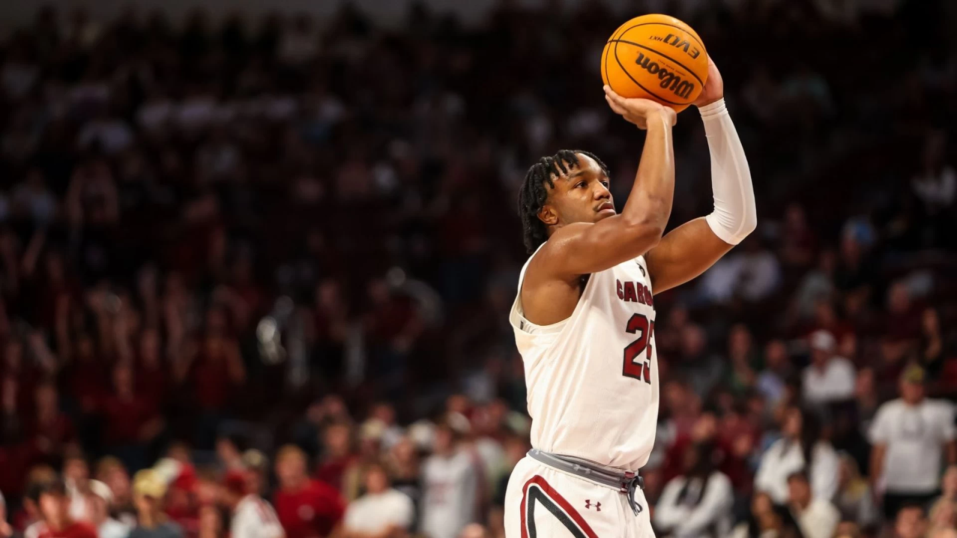 South Carolina Defeats Notre Dame in Dominant Display