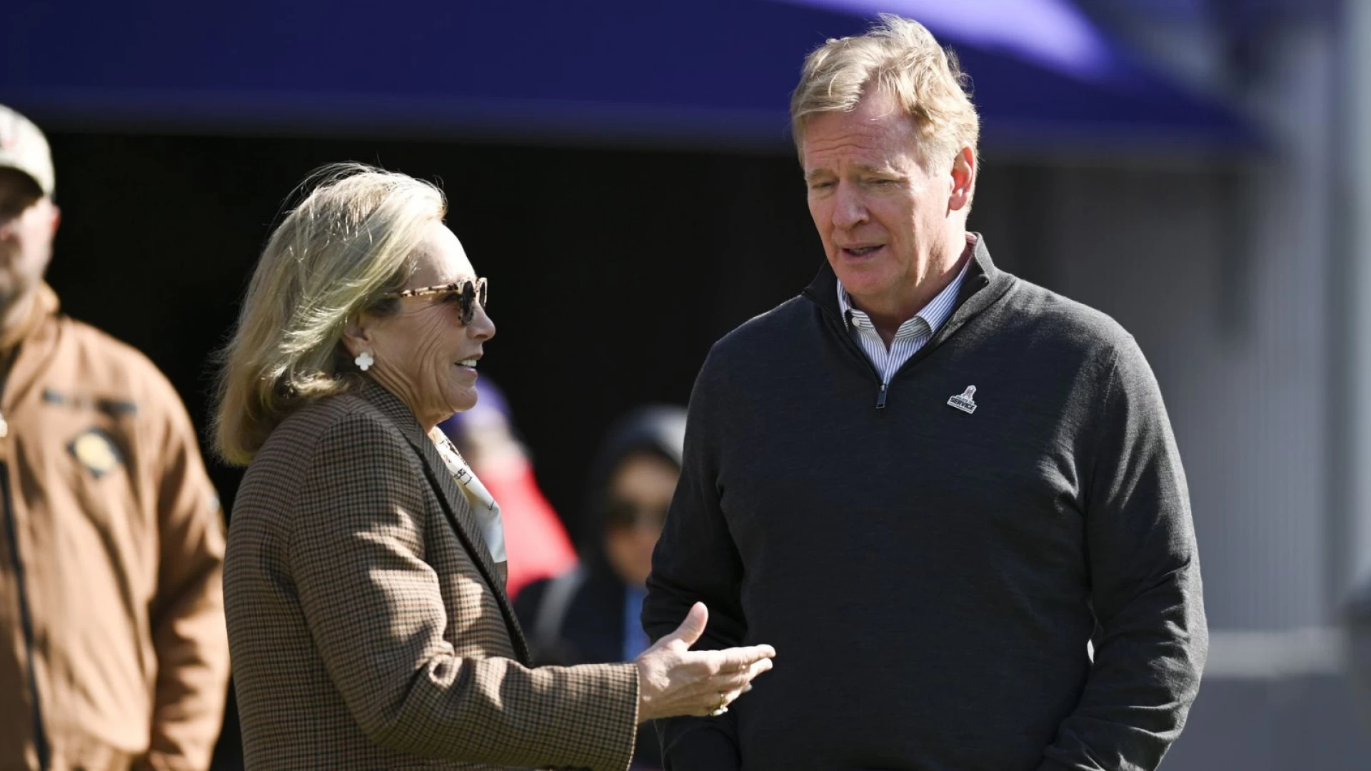 Percentage of Women in NFL Front Offices up to 41.3%