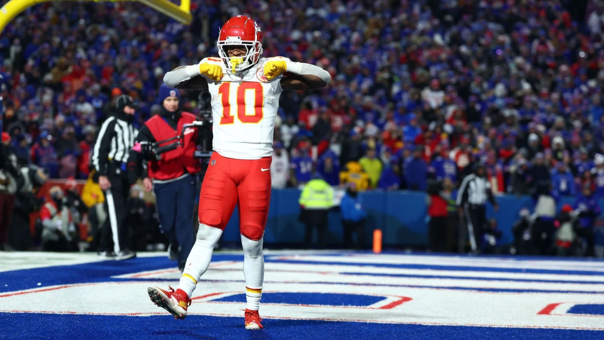 Isiah Pacheco: $7800 FanDuel Scoring & Versatility