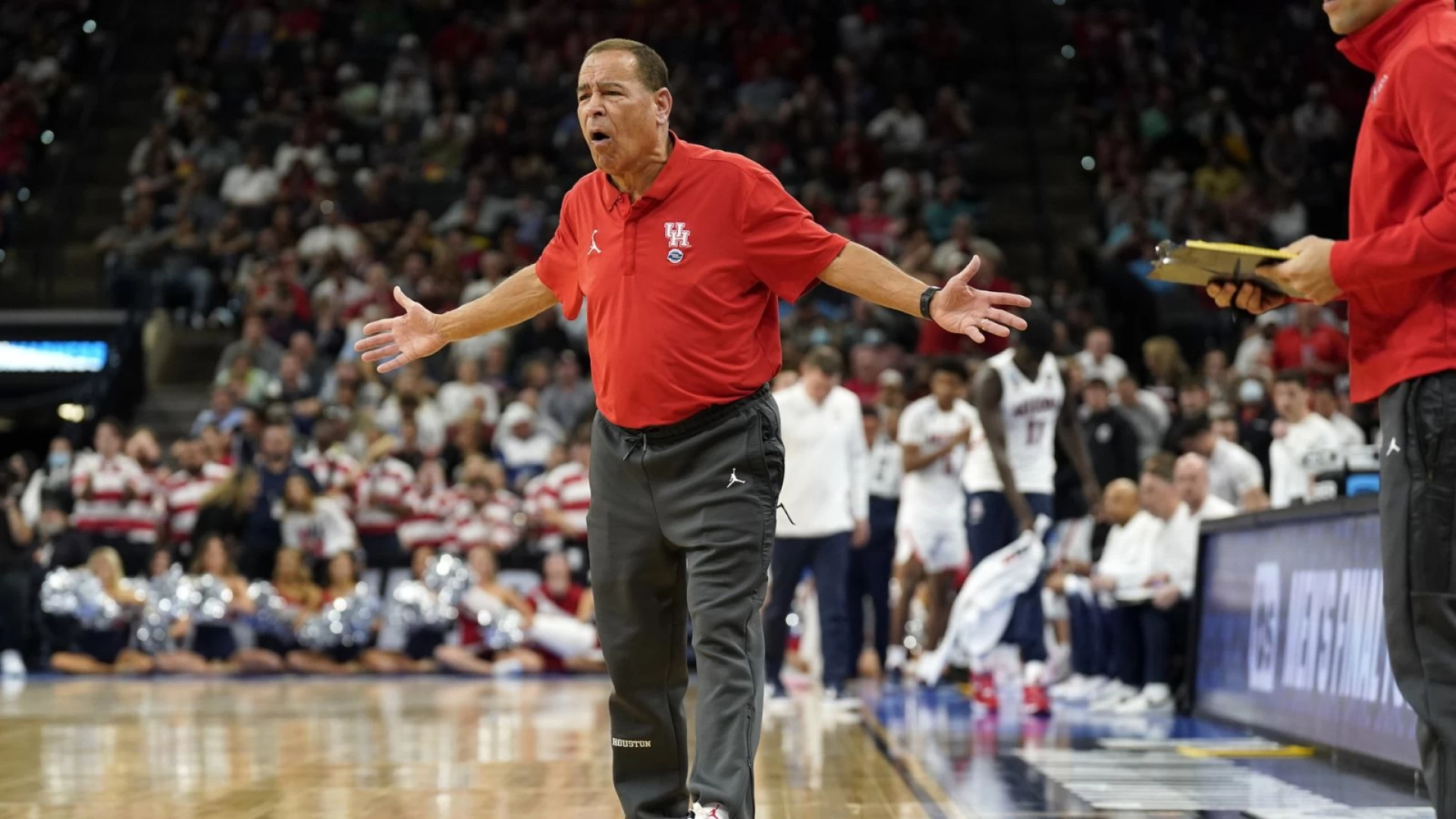 Houston: Top NCAA Basketball Defense? | Expert Analysis