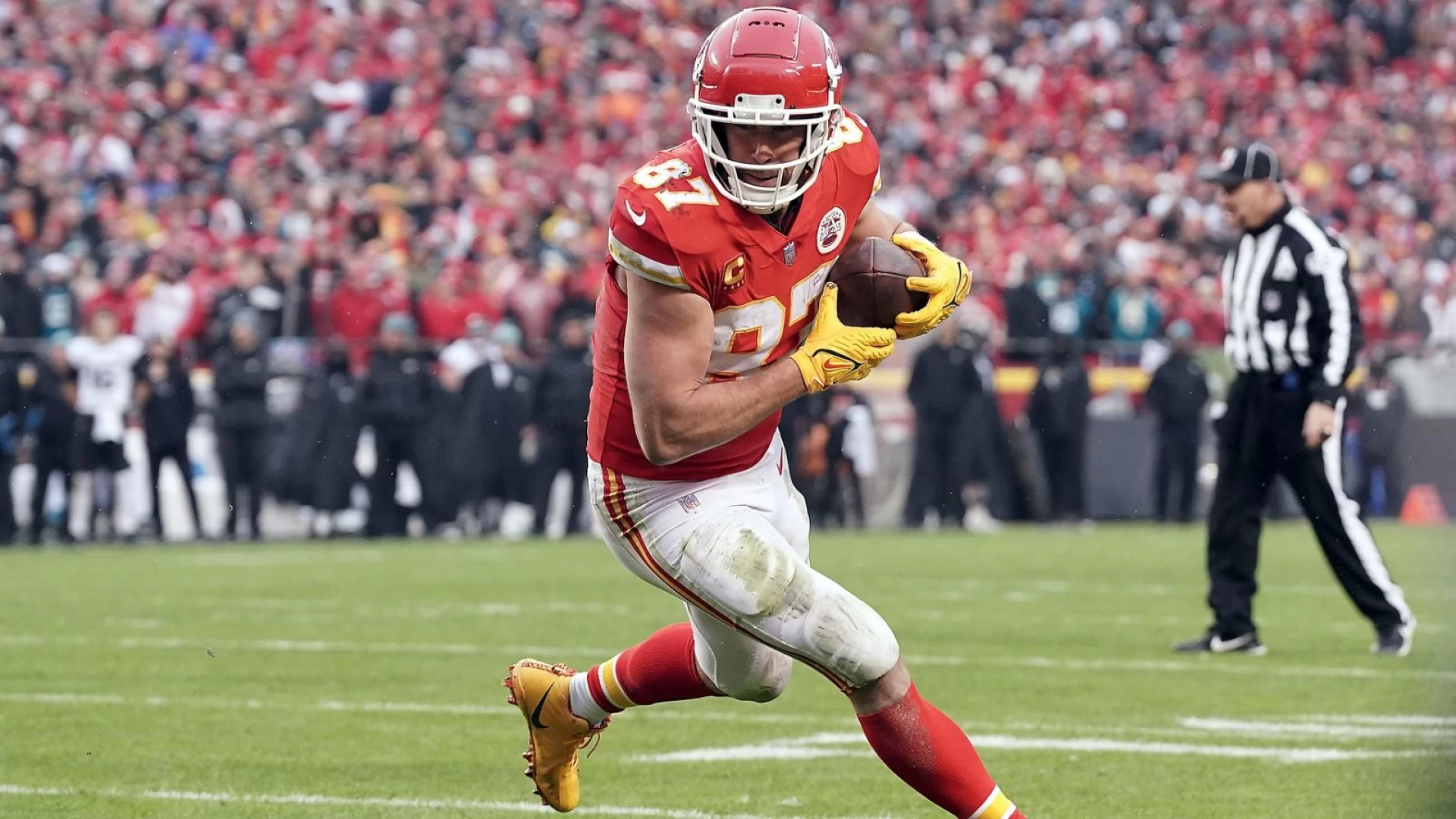 Travis Kelce Fine With Questions About Taylor Swift