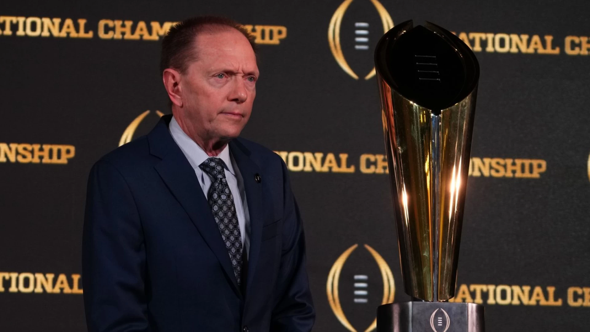 Maxwell Minute: College Football Playoff Television Money