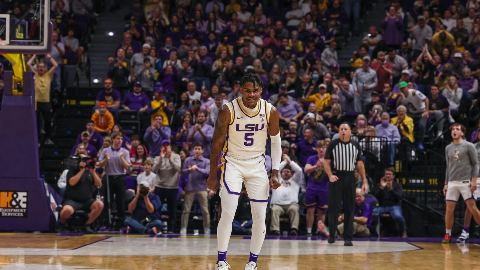 NCAA Bets: Baylor, Kentucky, LSU, Texas Tech & More