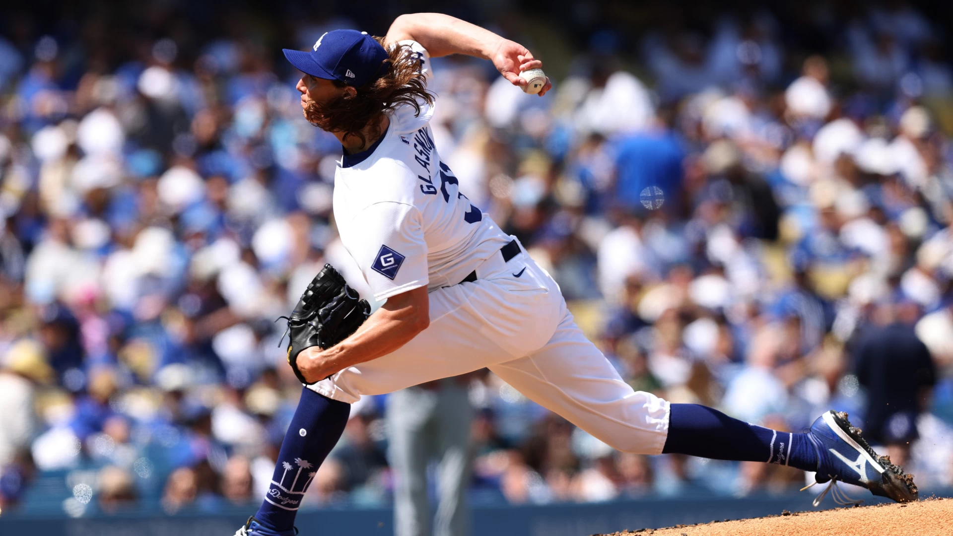Dodgers' Tyler Glasnow Shines iin Highly-Anticipated Home Debut