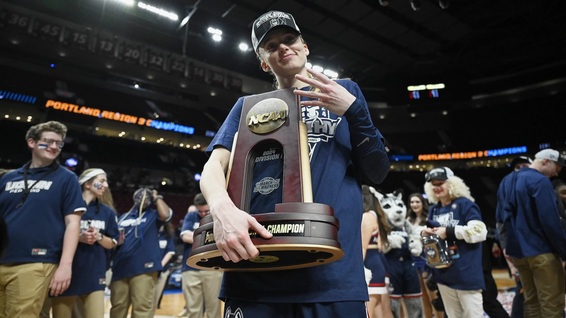 UConn Huskies Defeat USC Trojans in Thrilling Game