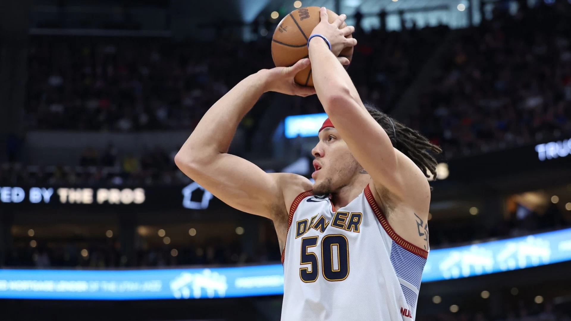 Aaron Gordon's Near-Perfect Game Outshines Jokic's Brilliance