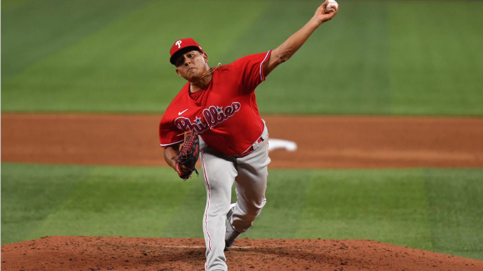 Phillies Dominate Mets with 10-5 Victory Led by Suarez