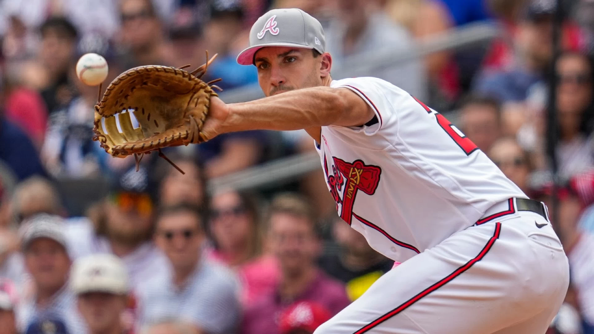 Braves Blank Cubs 3-0: Series Victory at Wrigley Field