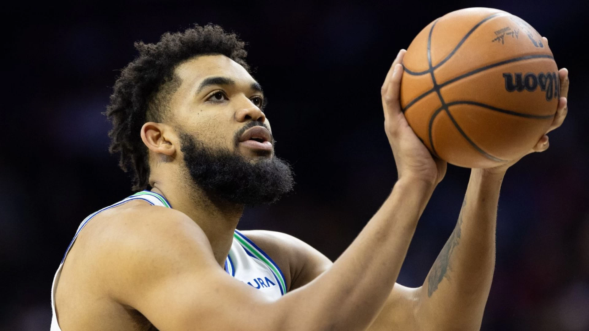 Minnesota Claims Key Victory in Game 4 Against Dallas