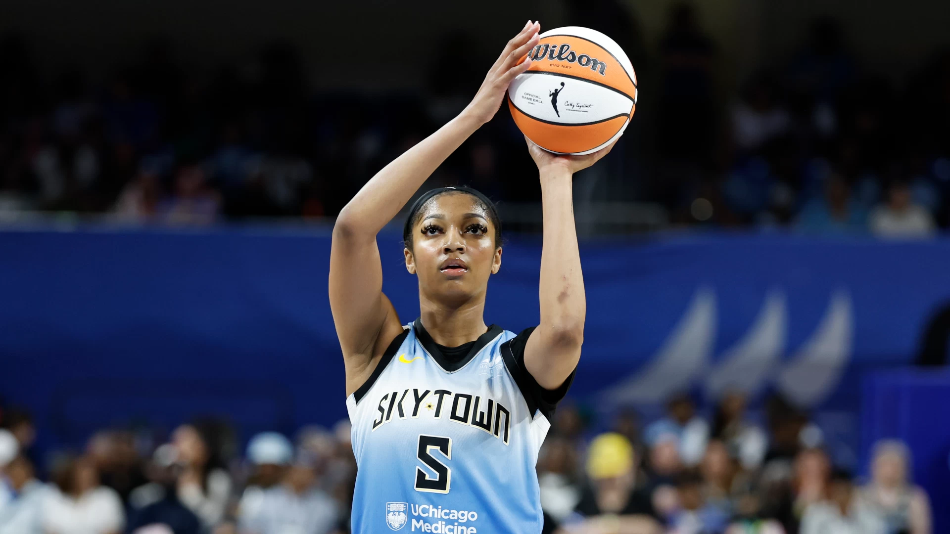 WNBA 5/31 Preview and Analysis : Reese vs Clark Showdown