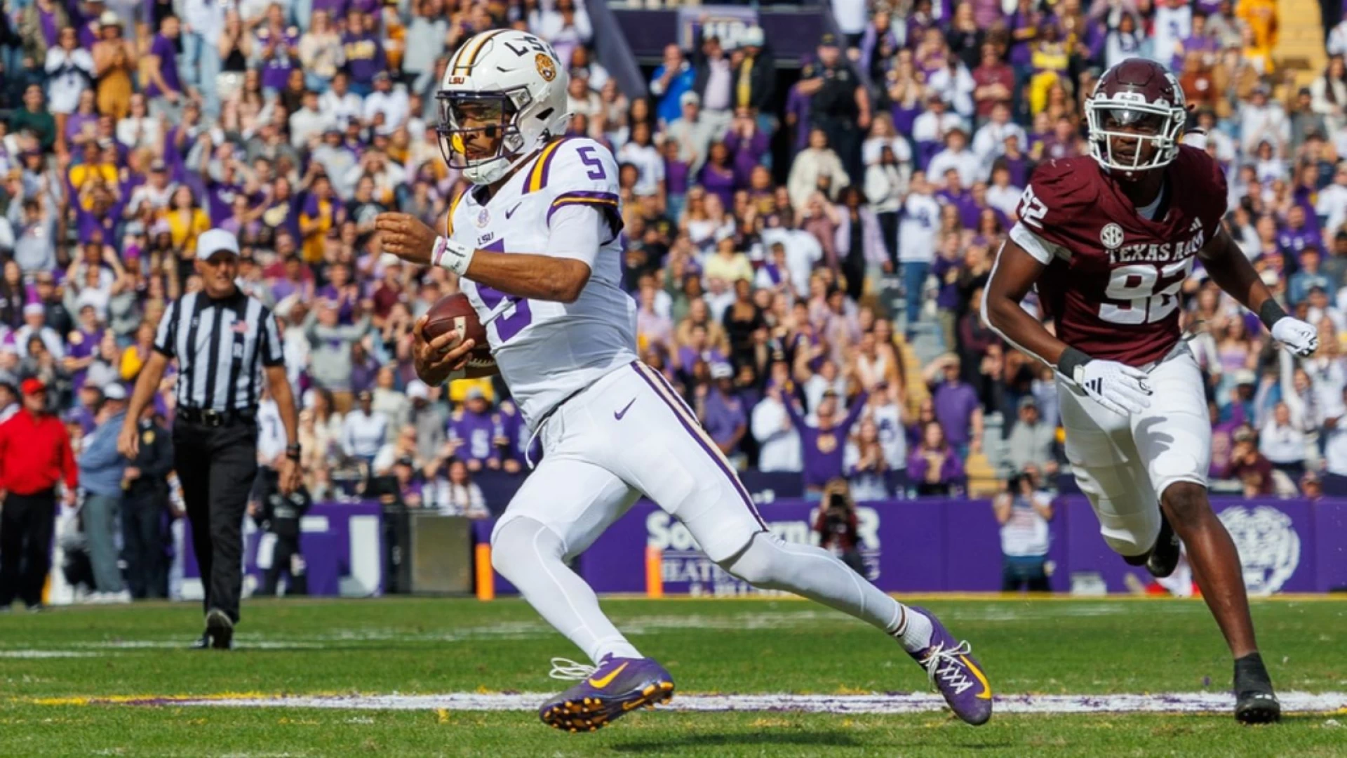 Jayden Daniels Poised to Outscore Caleb Williams in Fantasy