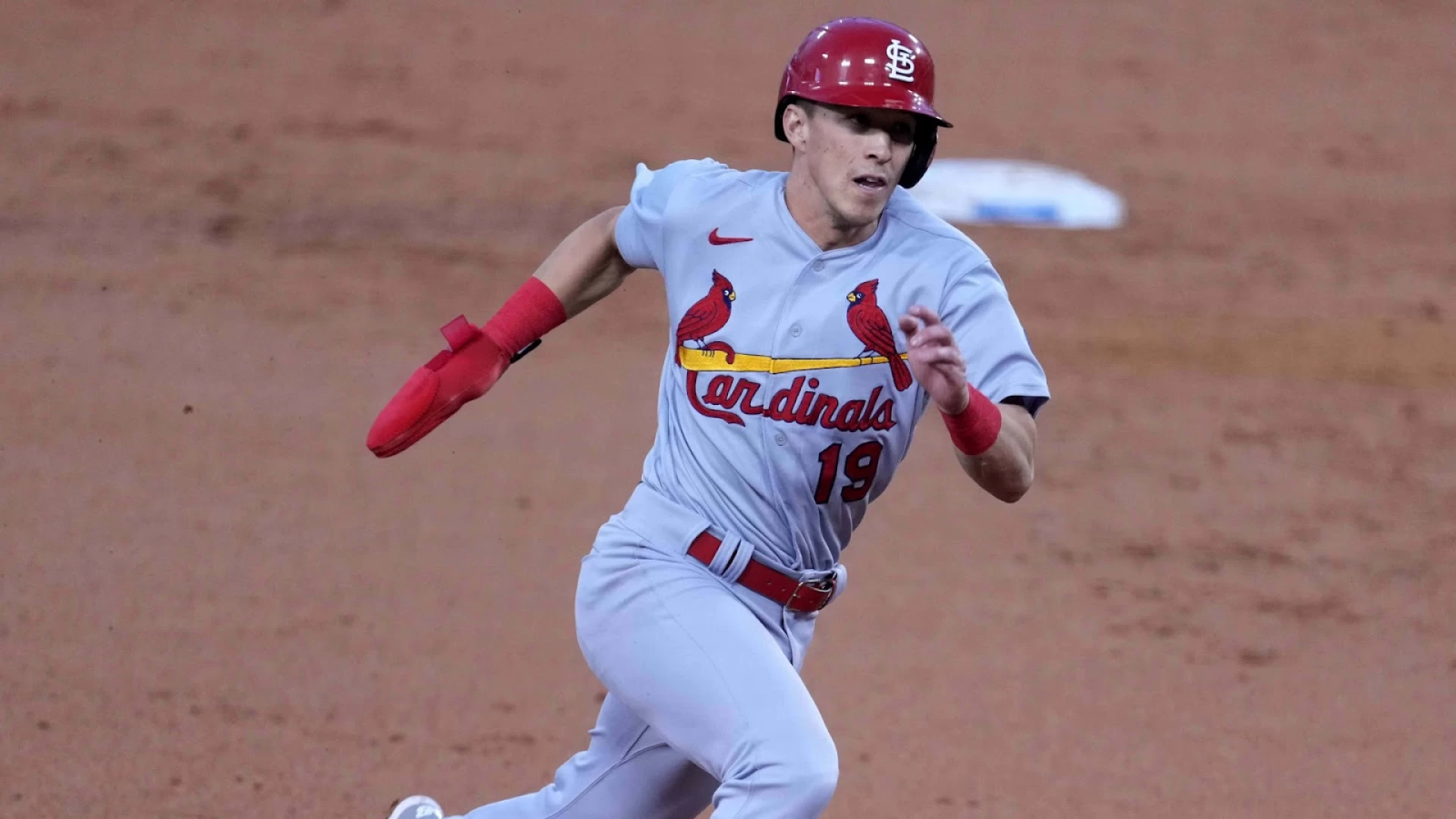 Cardinals Edge Out the Phillies in Extra Innings 5-4 on Sunday
