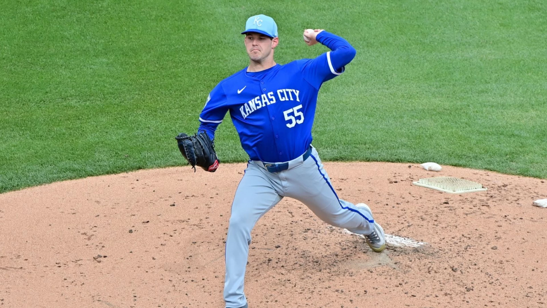 Cole Ragan's Impressive 14 to 1 Odds for AL Cy Young