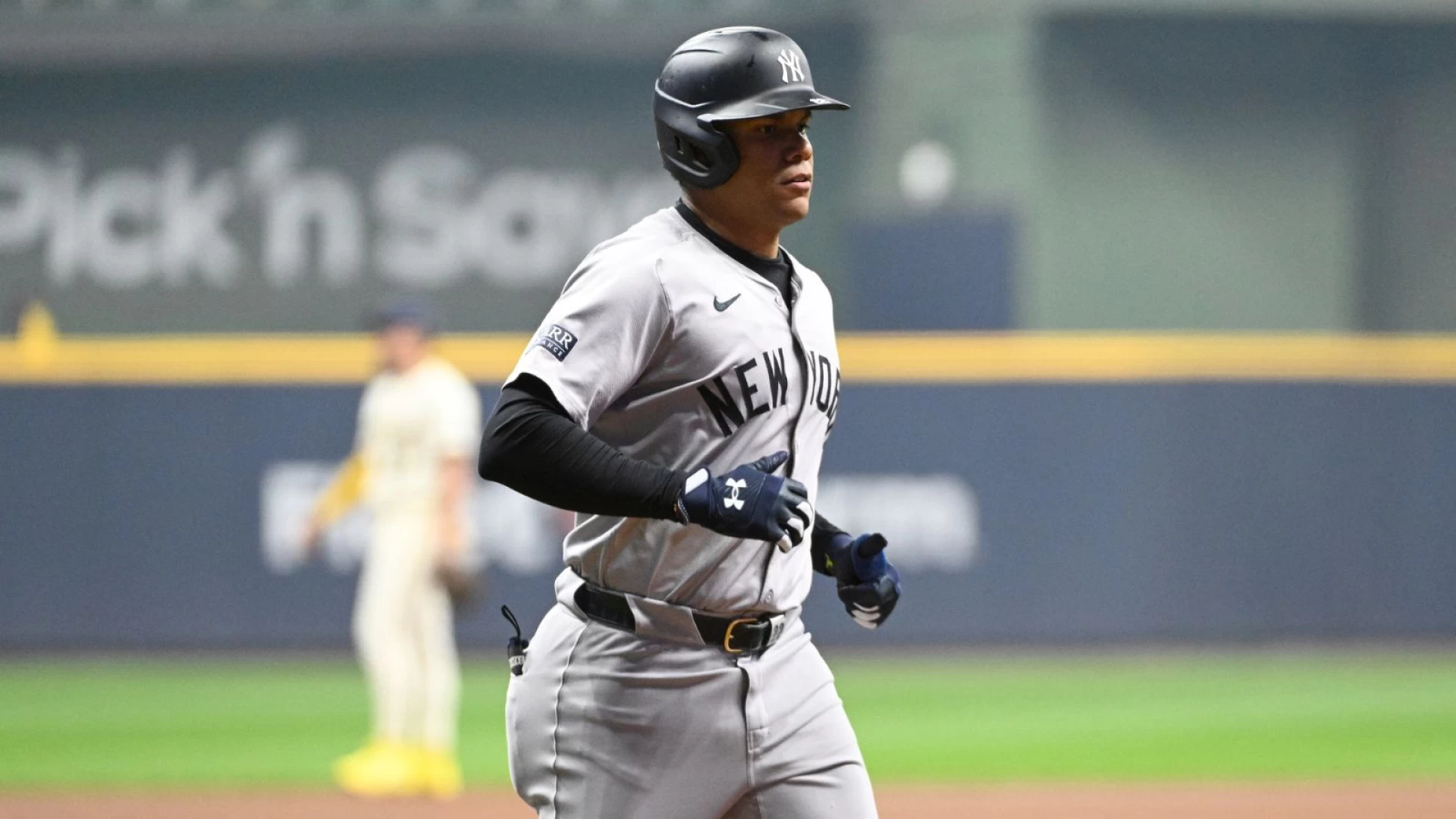 Juan Soto's Elbow Concern: Day-to-Day Status Update