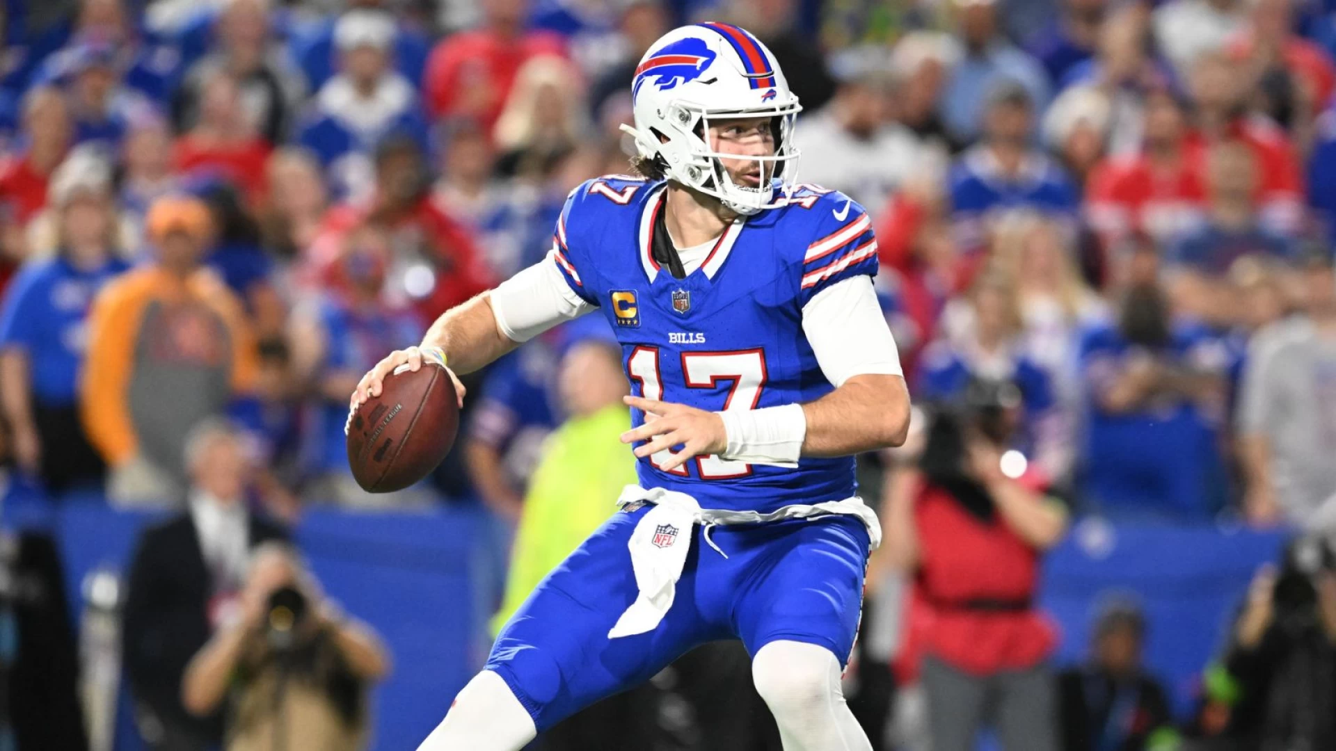 Josh Allen Focuses on Mechanics in Offseason Training