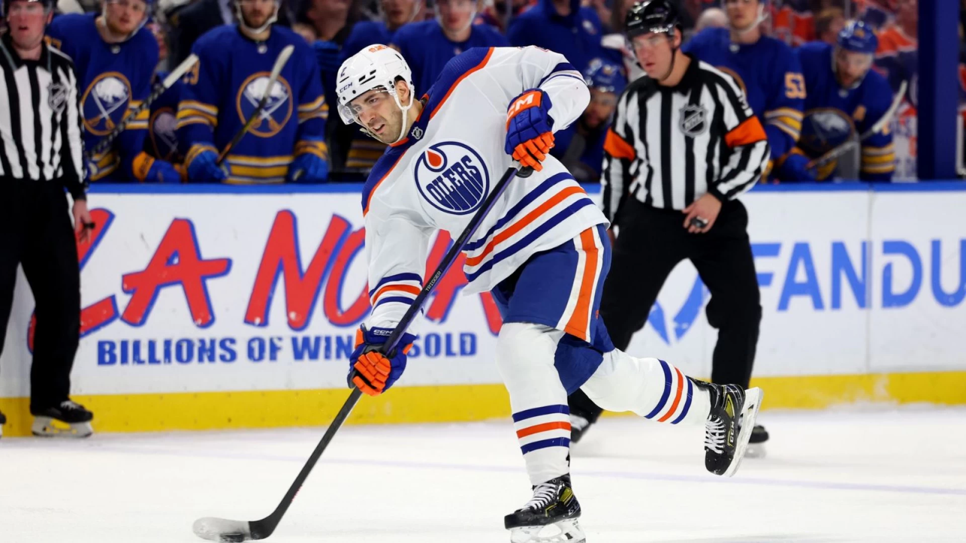 Oilers Close Series Deficit to 3-2 with Game 5 Win vs. Panthers