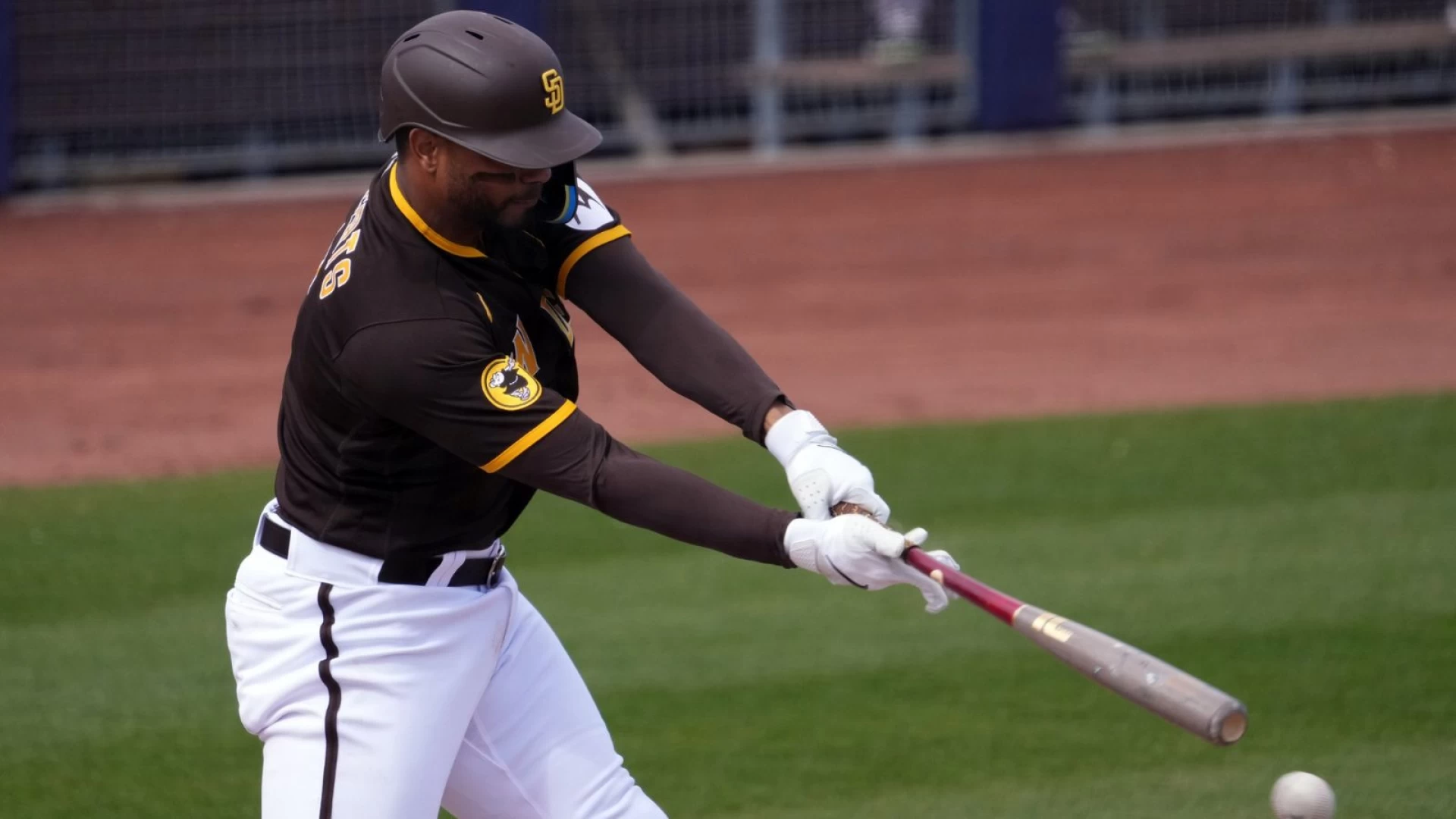 Cleveland Faces San Diego: Pitching Analysis & Game Odds