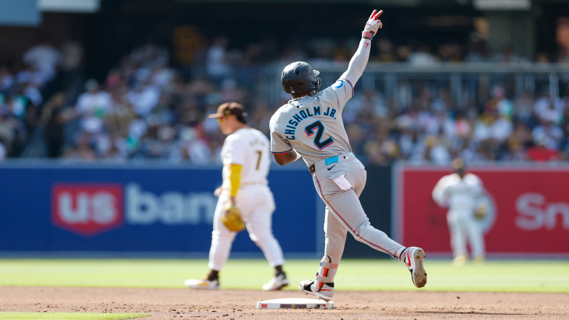 MLB Updates | Notable Trades | Futures Odds post-trade