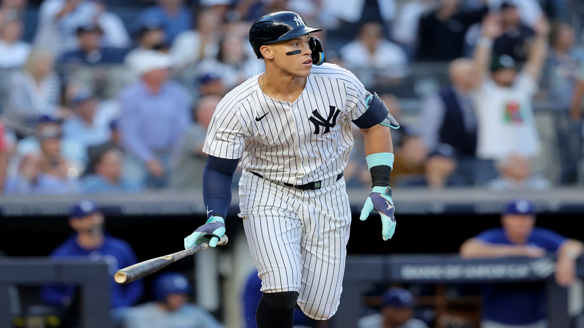 Analyzing MLB MVP Favorites and Player Comparisons