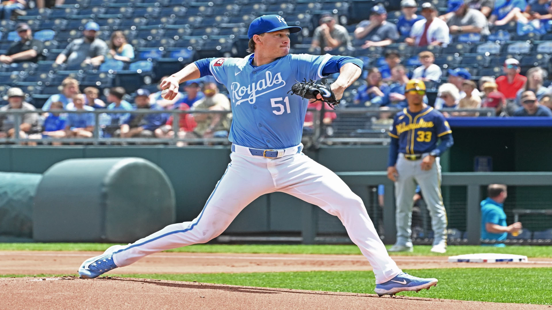 Brady Singer's Performance Boosts KC Royals' Playoff Hopes