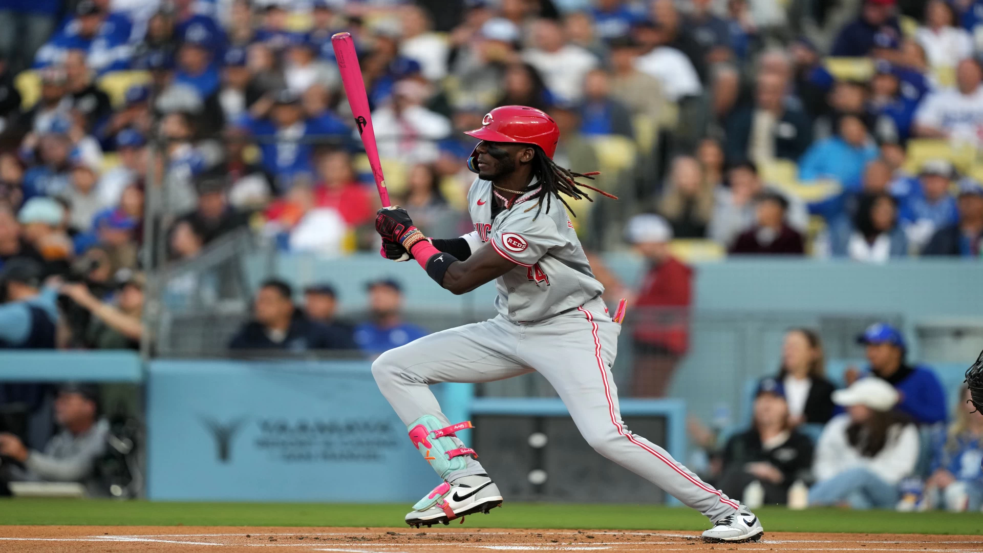 Reds Triumph Over Marlins 8-2, Elly De La Cruz Shines