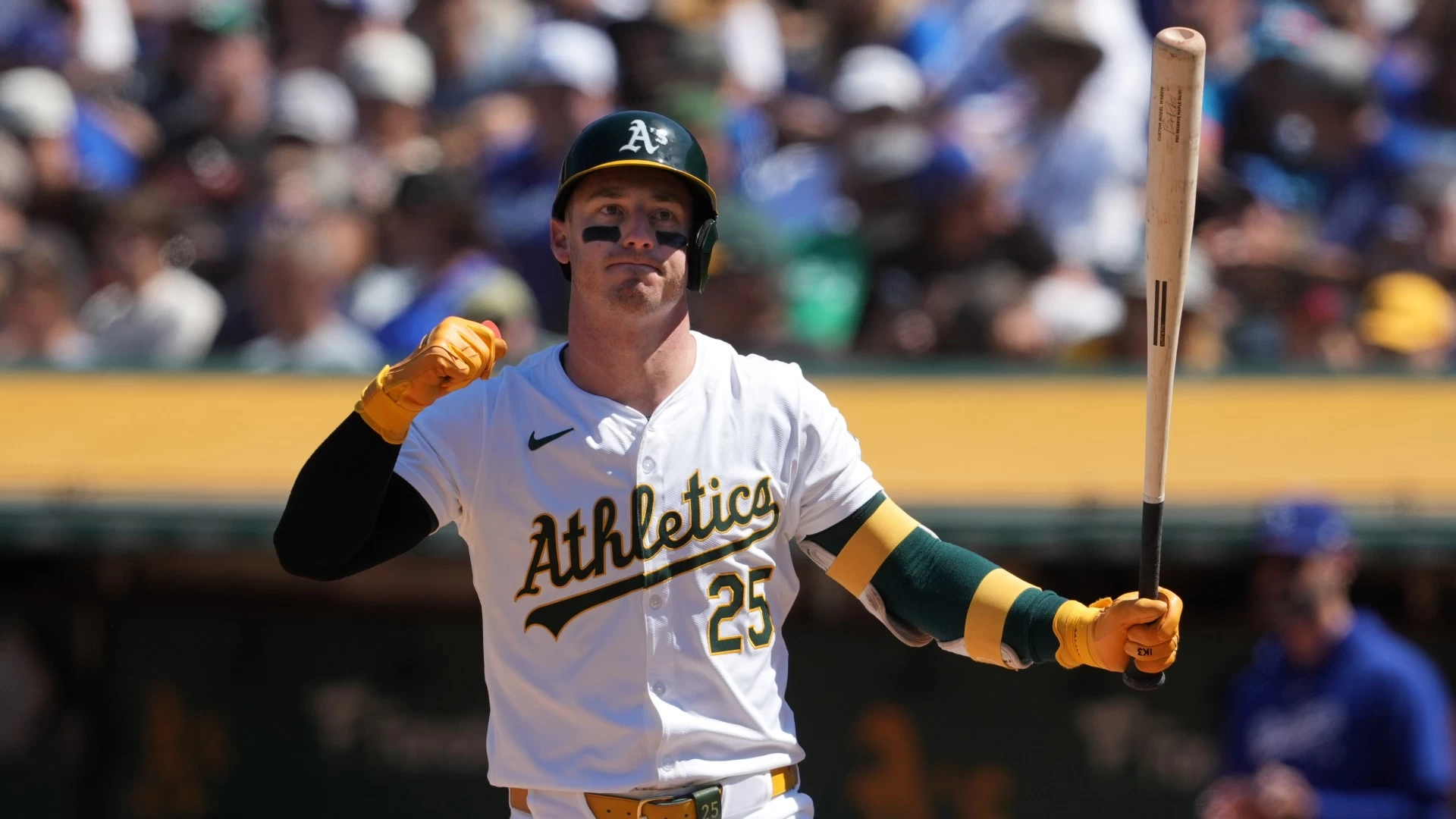Strategic Bets and Player Insights for Tonight's MLB Games