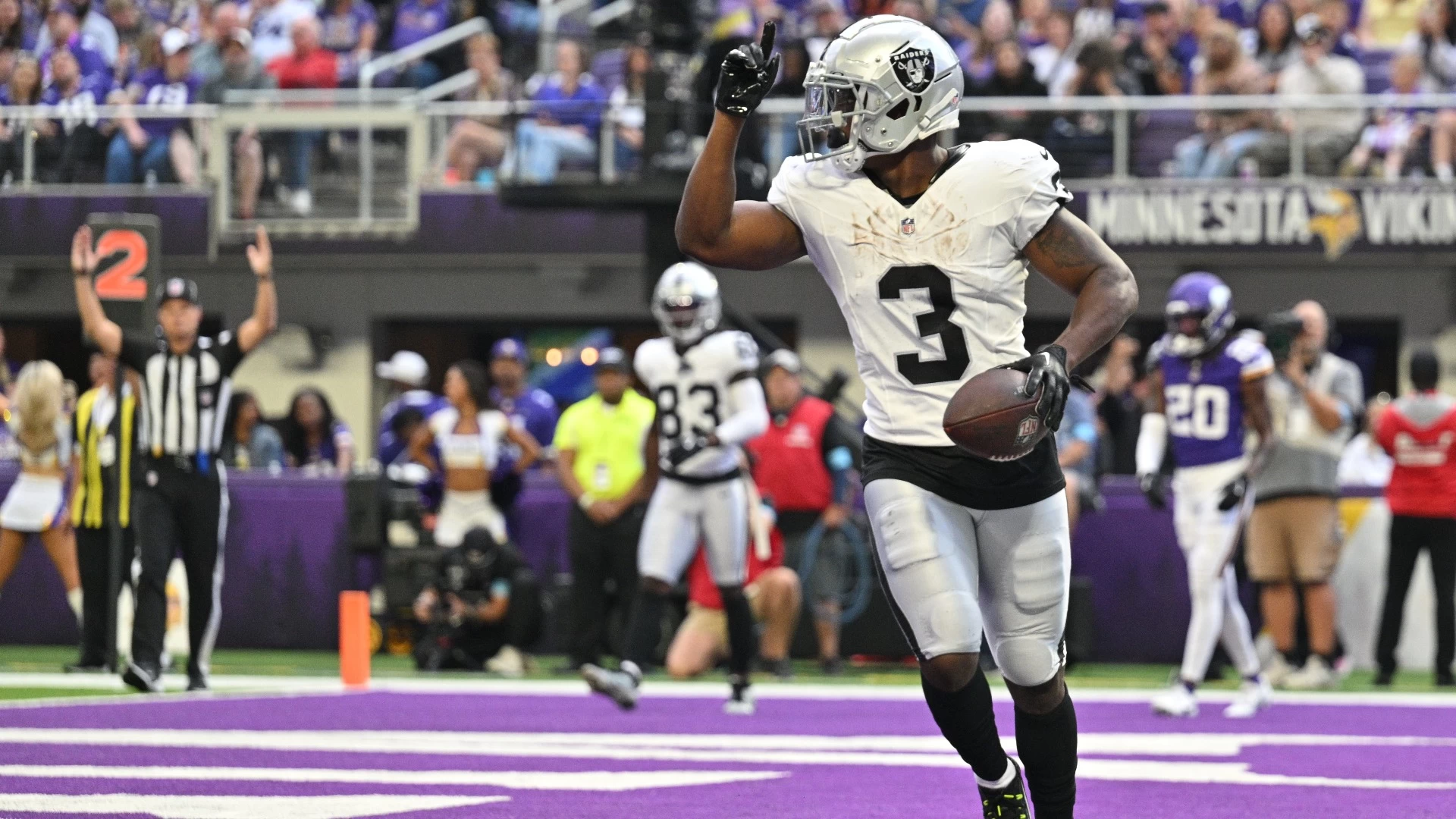 Exploring the Las Vegas Raiders' Season & Fantasy Picks
