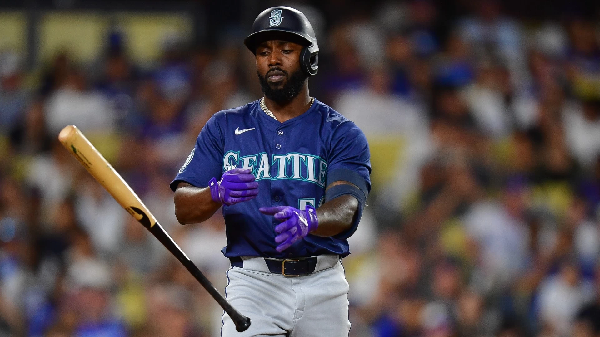 Mariners Shutout by Dodgers, Struggle in AL West Division Race