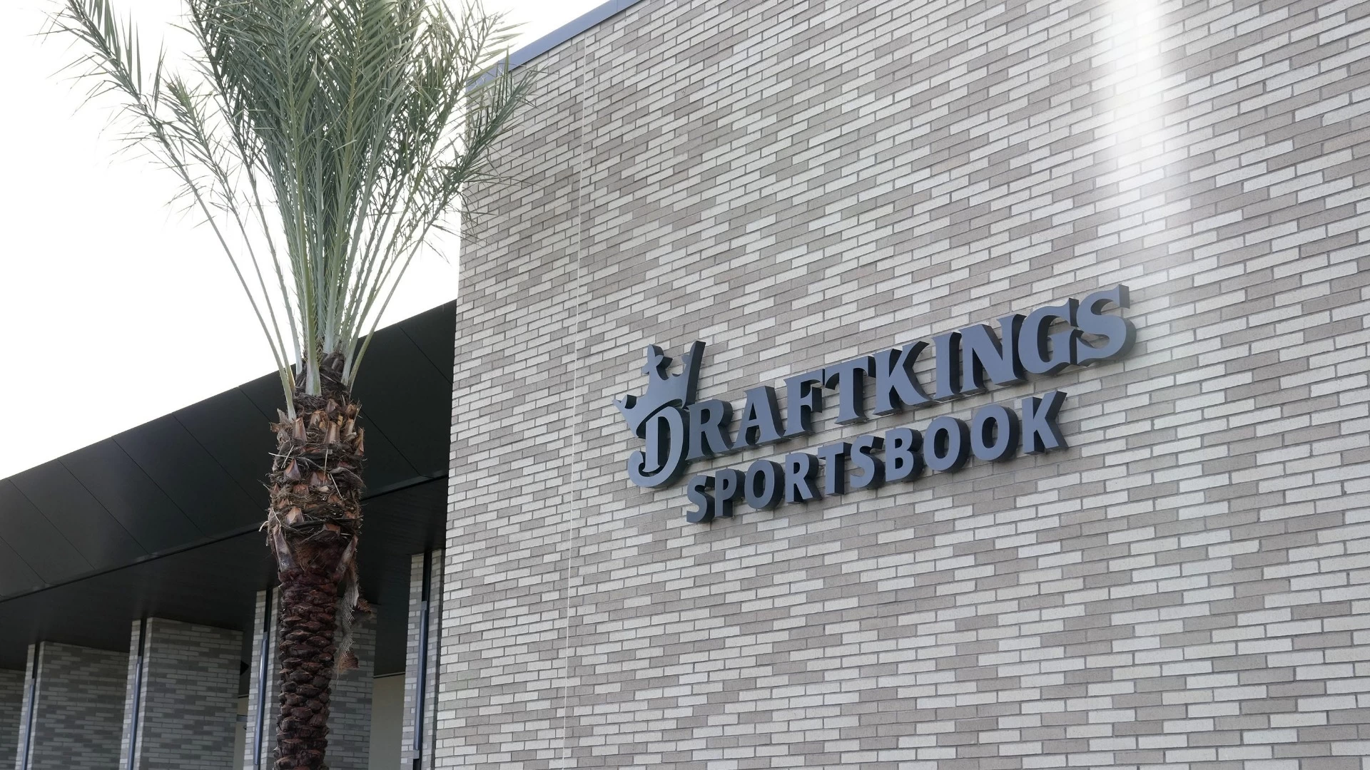 DraftKings Elevates Betting Experience at the Travers