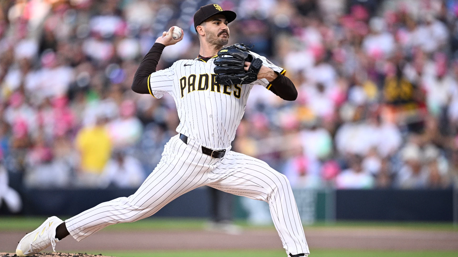 San Diego Padres Secure Comeback Victory Against Cardinals