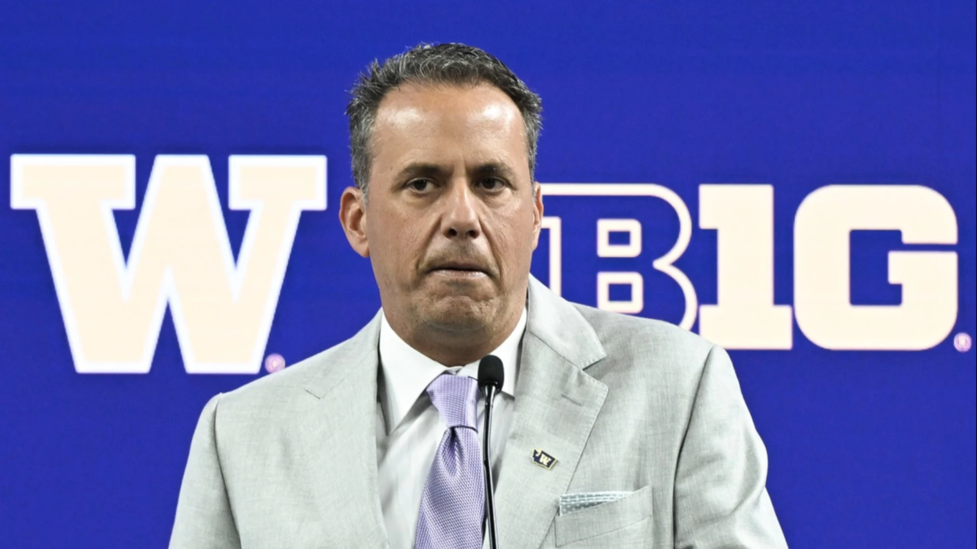 Jedd Fisch Debuts as Washington's Head Coach Tonight