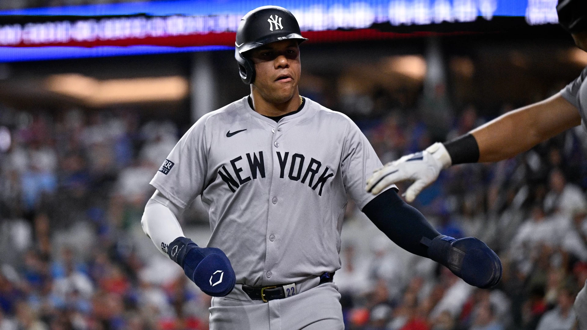 AL and NL Wild Card Races Start to Heat Up Into September