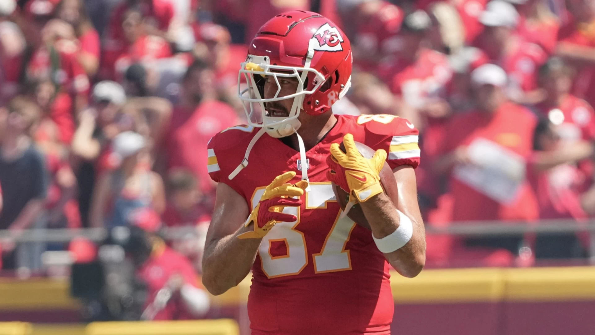 Travis Kelce Focused on NFL Season Amid Pop Star Romance