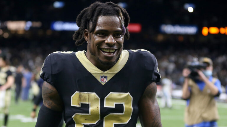 64. Chauncey Gardner-Johnson - DB