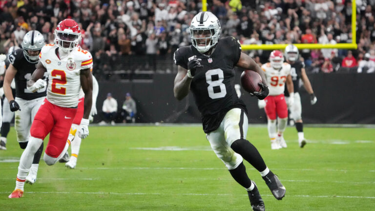 32. Josh Jacobs - RB